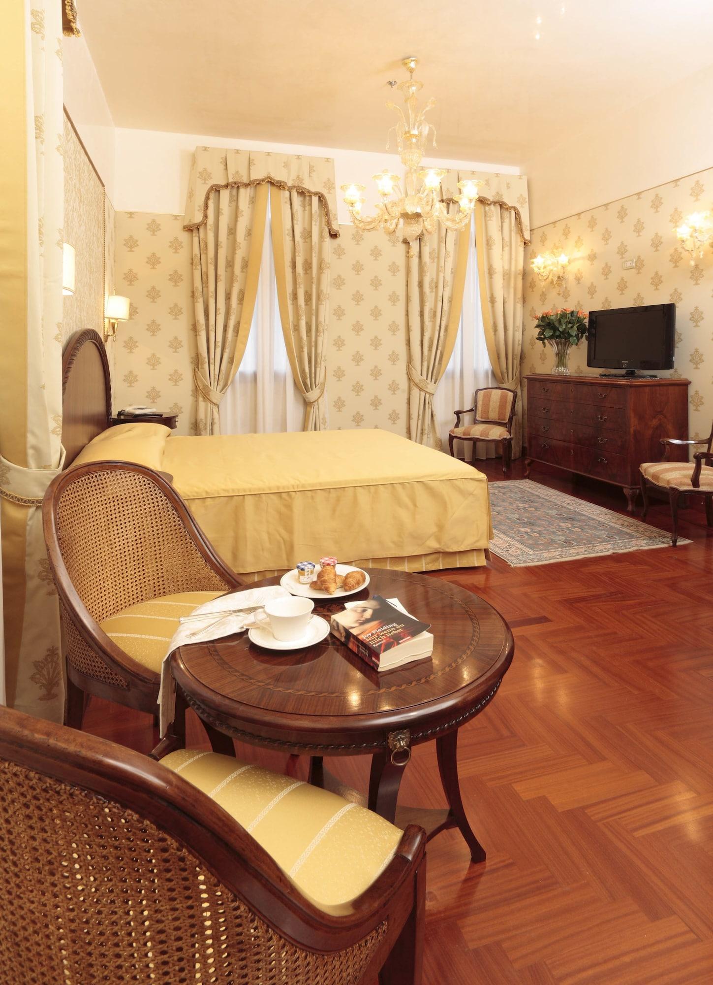 Hotel Palazzo Stern Venice Exterior photo