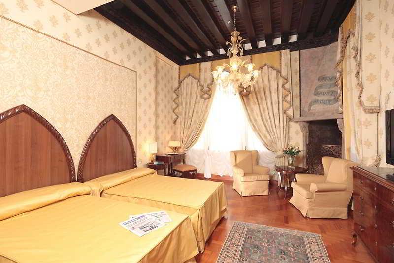 Hotel Palazzo Stern Venice Room photo